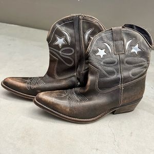 JC side zipper cowboy boots